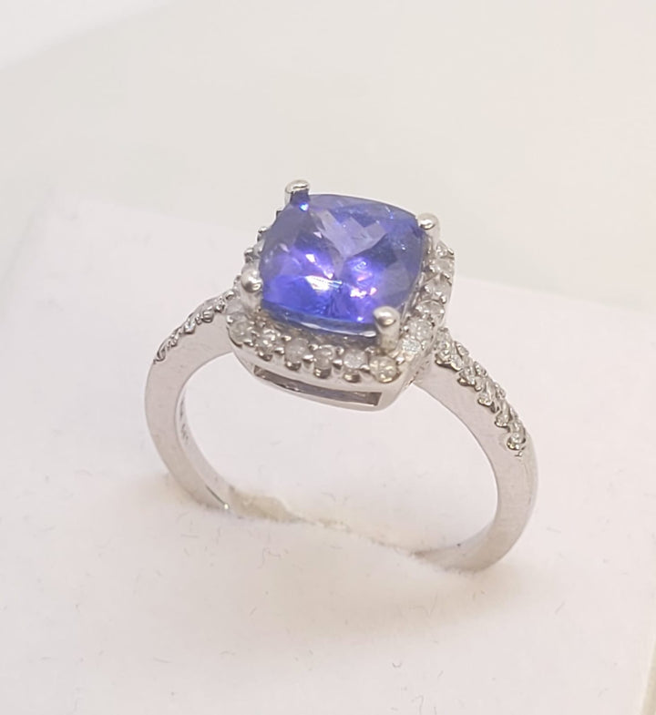 “Source” 2.25ct Tanzanite 14K White Gold